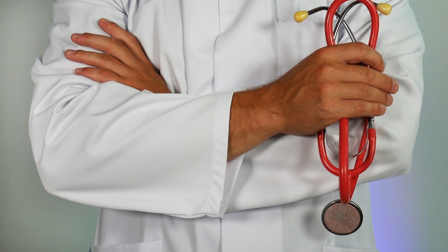 Building Collaborative Networks in Medical Research